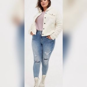 ❤️‍🔥Torrid Trucker Jacket - 1x